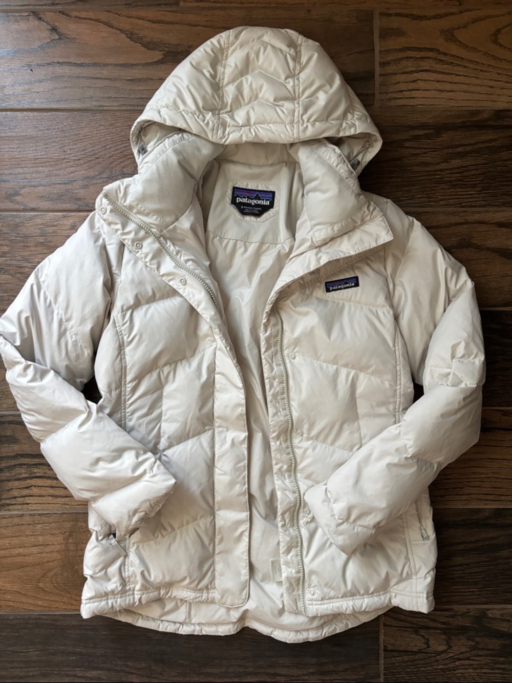Patagonia Women's Cream Hooded Down Puffer Jacket